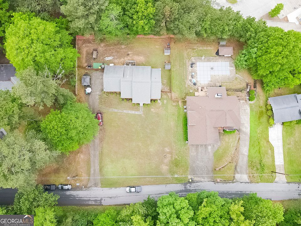 1st image of 615 Old Tanyard Rd