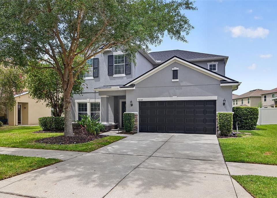 1st image of 9634 OAK GLADE AVENUE