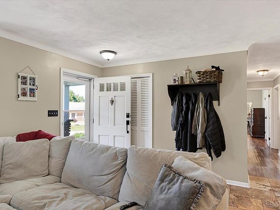 4th image of 134 Beekin Dr