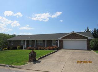 5247 Summer Dr, Roanoke, VA 24019
