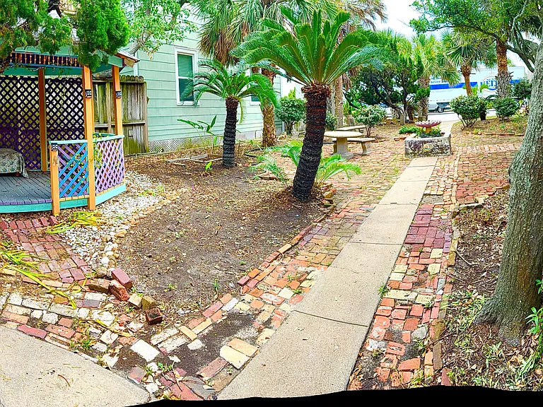 1916 Avenue P #3 — Photo 5