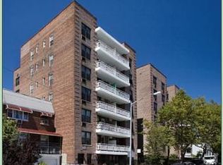 4850 38th St APT 4G, Long Island City, NY 11101