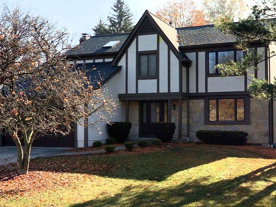 1st image of 156 Meadow Ridge Ct