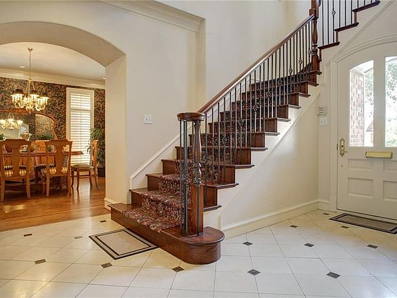 3rd image of 3317 Saint Johns Dr