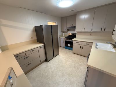 701 Poinsettia Ave, San Mateo, CA, 94403