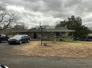 13 Dog Patch Ln, Stafford, VA 22554