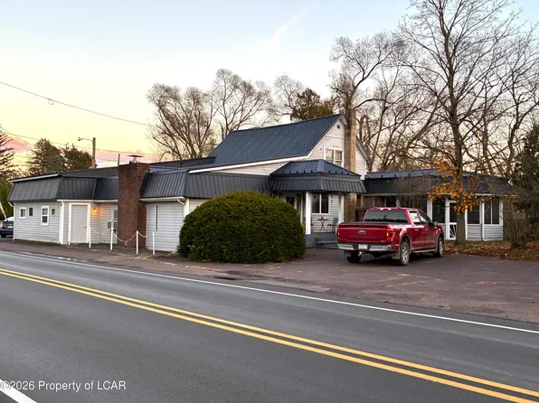 4 E Rittenhouse Mill Rd, Berwick, PA 18603