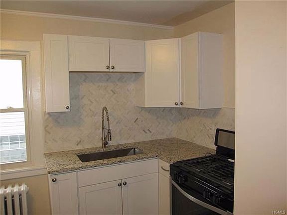 5th image of 550 S 6th Ave