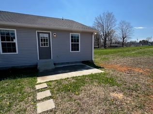 400 Lambert Rd #B, Scottsville, KY 42164