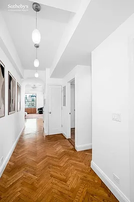 Sold by Sotheby's International Realty | media 20