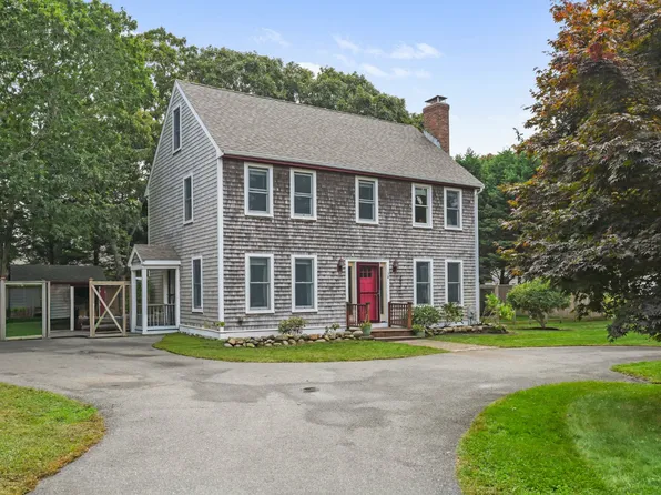 38 Rogers Way, Oak Bluffs, MA 02557