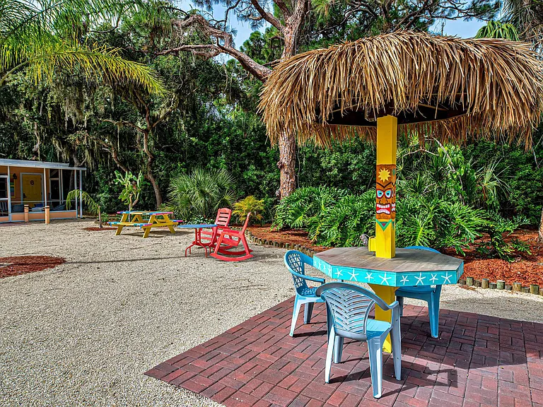 Manasota Beach Rd — Photo 16