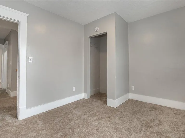 5614 Drake Ave — Photo 8