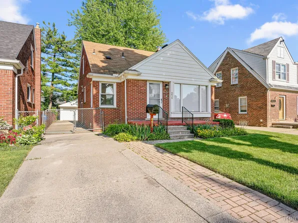 6636 Kolb Ave, Allen Park, MI 48101