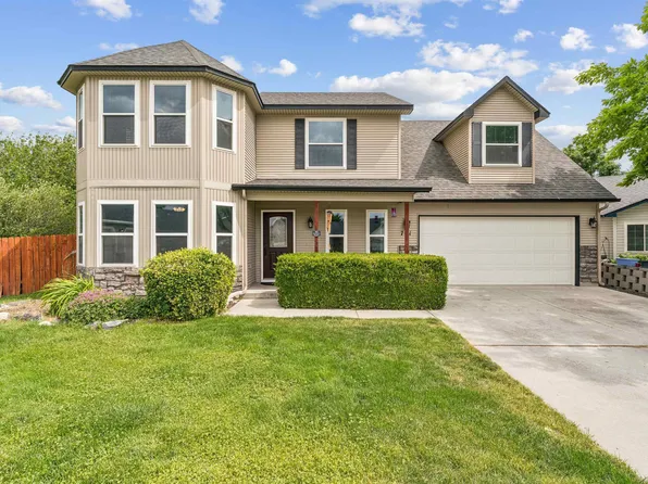 761 E New Rockrose Ct, Kuna, ID 83634