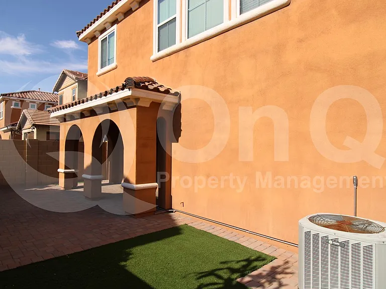 9134 S Roberts Rd — Photo 27