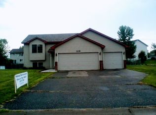 1108 Hilltop St, Braham, MN 55006