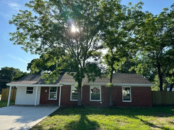 1032 Lydick Ln, River Oaks, TX 76114