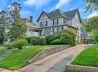 323 Bement Ave, Staten Island, NY 10310