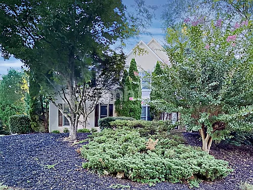 815 Hillcrest Ln Photo 1