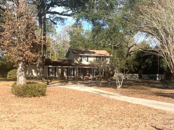 1603 Pineland Dr, Bainbridge, GA 39819