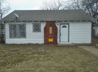 302 N Easton St, Breckenridge, TX 76424