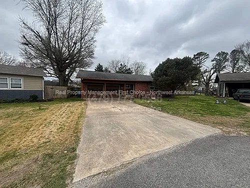 717 NW 6th St Photo 1