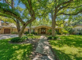 100 E Pheasant Rd, Highland Haven, TX 78654
