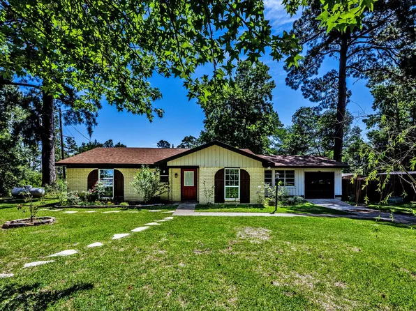 191 Navaho Trl, Onalaska, TX 77360