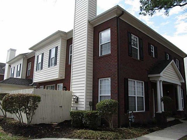 1st image of 2101 Grantham Ct