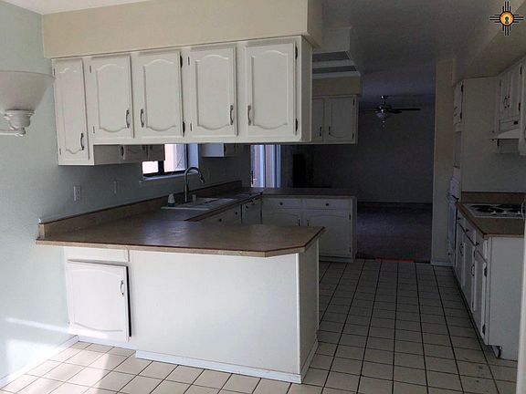 5th image of 1404 Red Rock Dr