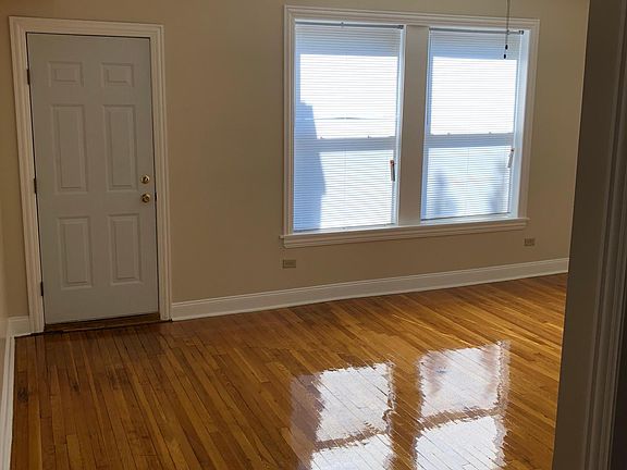 4th image of 6147 S King Dr APT 2N
