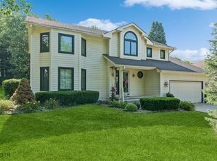 3201 Southern Woods Dr, Des Moines, IA 50321