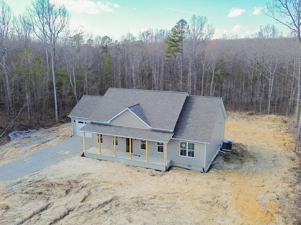 1108 Hargis Rd, Grimsley, TN 38565