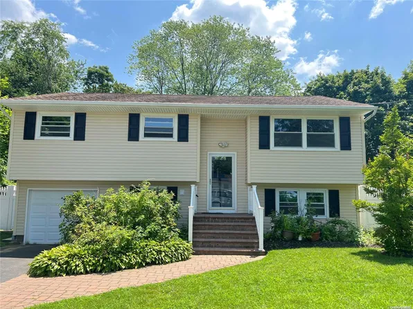 24 Patton Street, Brentwood, NY 11717