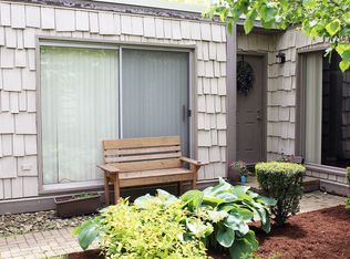 113 Sturtz St, Barrington, IL