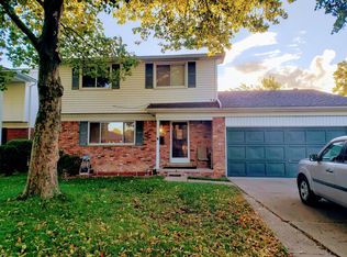 27842 Flanders Ave, Warren, MI