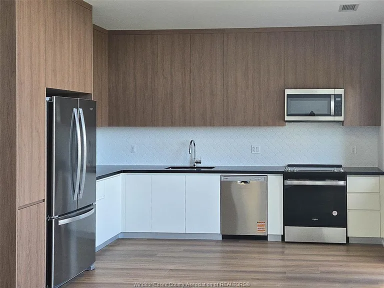 4400 Laurier Pkwy #213 — Photo 3