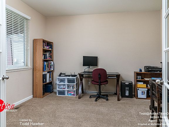 Office space- light & bright