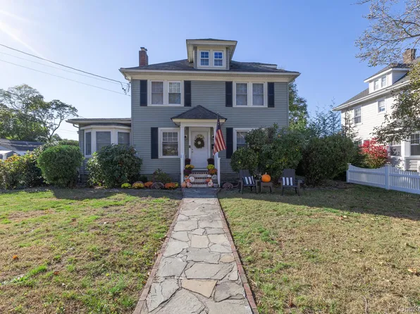 108 Jayne Avenue, Patchogue, NY 11772