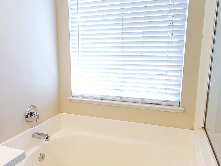 1618 Fontanella Way — Photo 26
