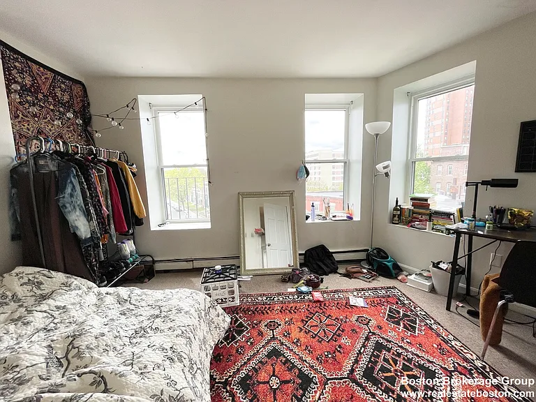 92 Hammond St — Photo 25