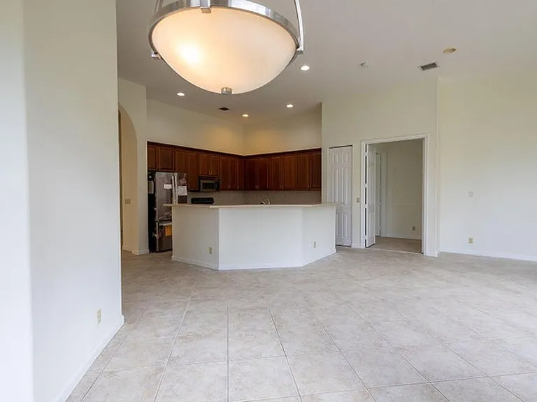 6428 Garden Ct — Photo 2