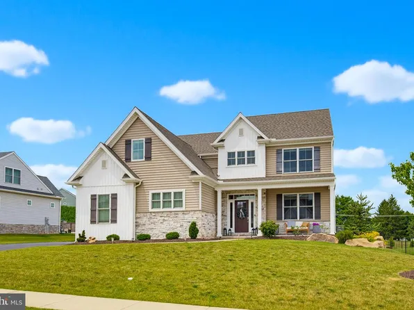 719 Oxford Dr, York, PA 17406