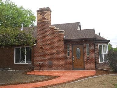 1st image of 1100 N Elm St