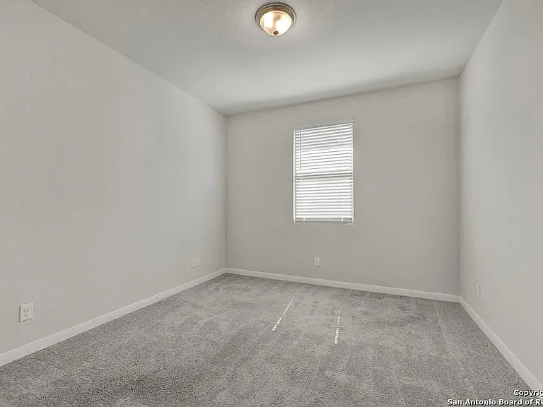 Black Cloud Dr — Photo 16