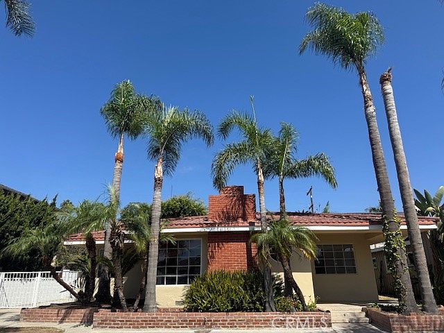 1st image of 34792 Doheny Pl