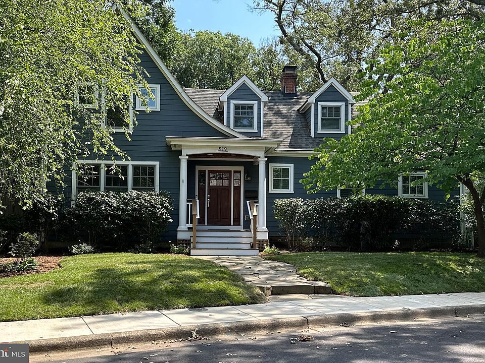 1st image of 919 Creek Dr