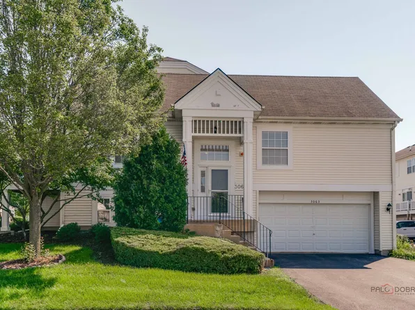 3063 Nicklaus Ln, Wadsworth, IL 60083