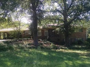 16 Whispering Pines Rd NE, Rome, GA 30161